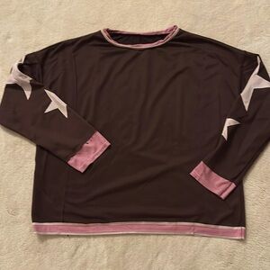 Stars oversized long sleeve T-shirt with contrast wrist hem and neck detail.